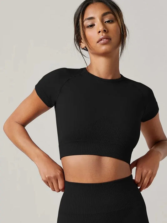 Seamless Yoga T-Shirt – Breathable Short Sleeve Gym Top