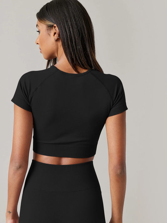 Seamless Yoga T-Shirt – Breathable Short Sleeve Gym Top