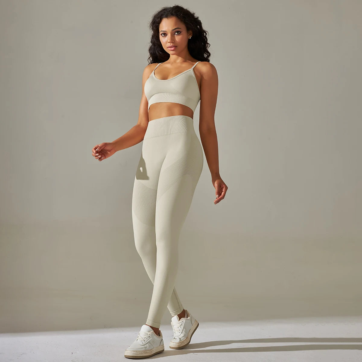 Seamless Yoga Set – Camisole Bra & High Waist Hip-Lift Leggings